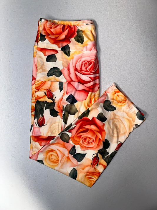 Peach Rose Capri w/ Pockets - Three Bears Boutique