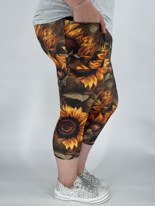 Sunflower Harvest Capri w/ Pockets