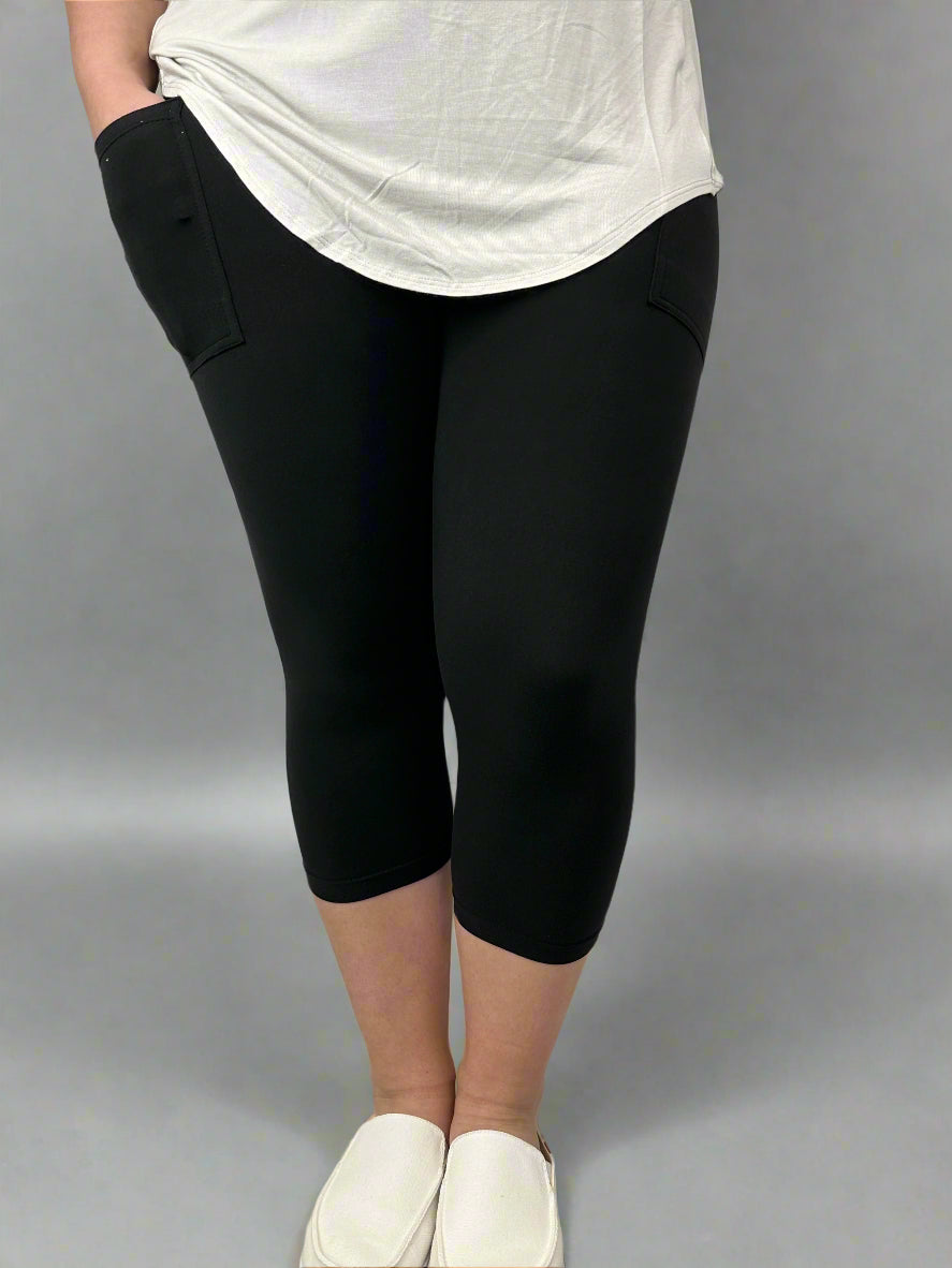 Black Capri w/ Pockets | ETA 5/12