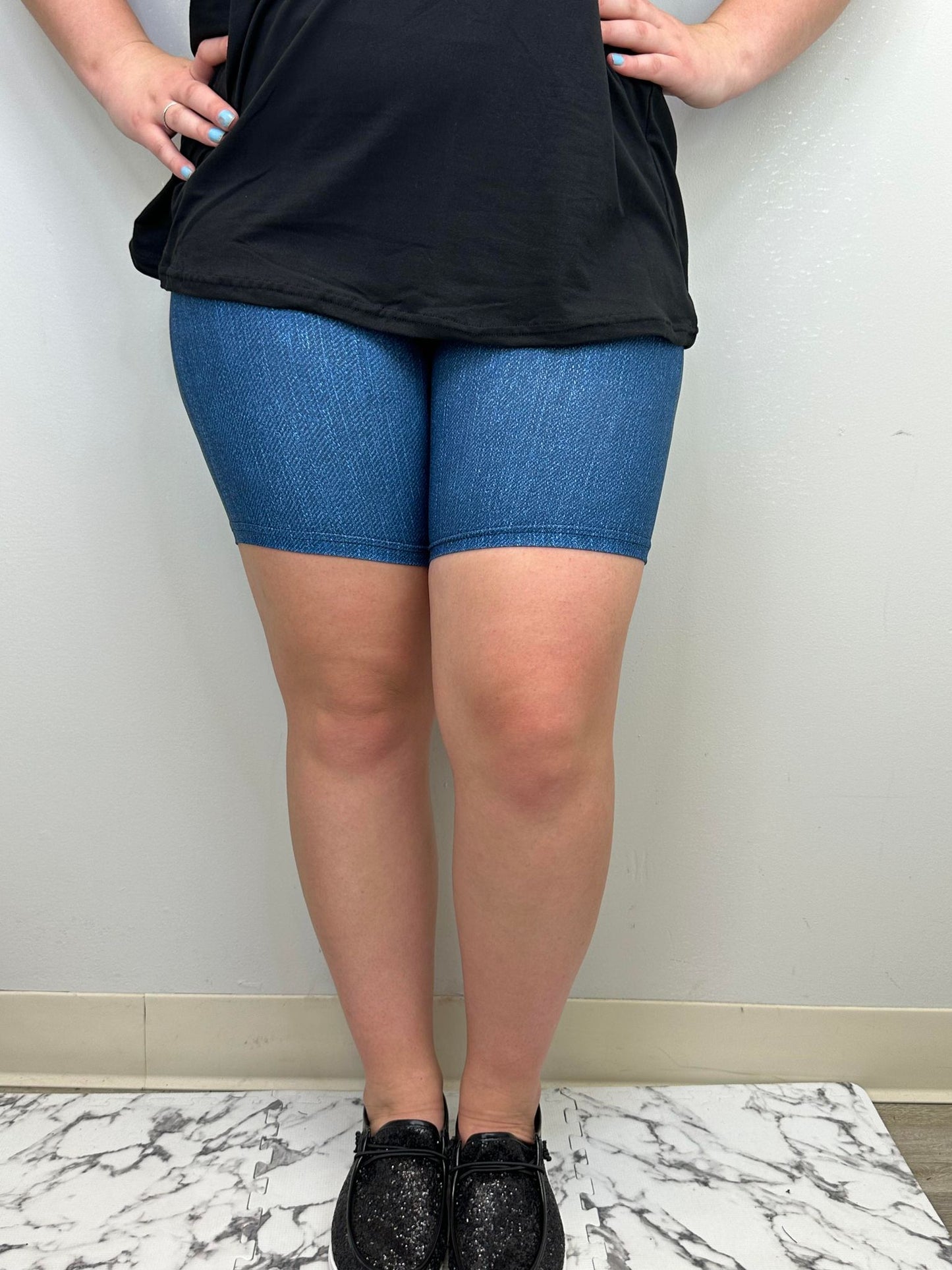 Blue Denim Shorts w/ Butt Pockets - Three Bears Boutique