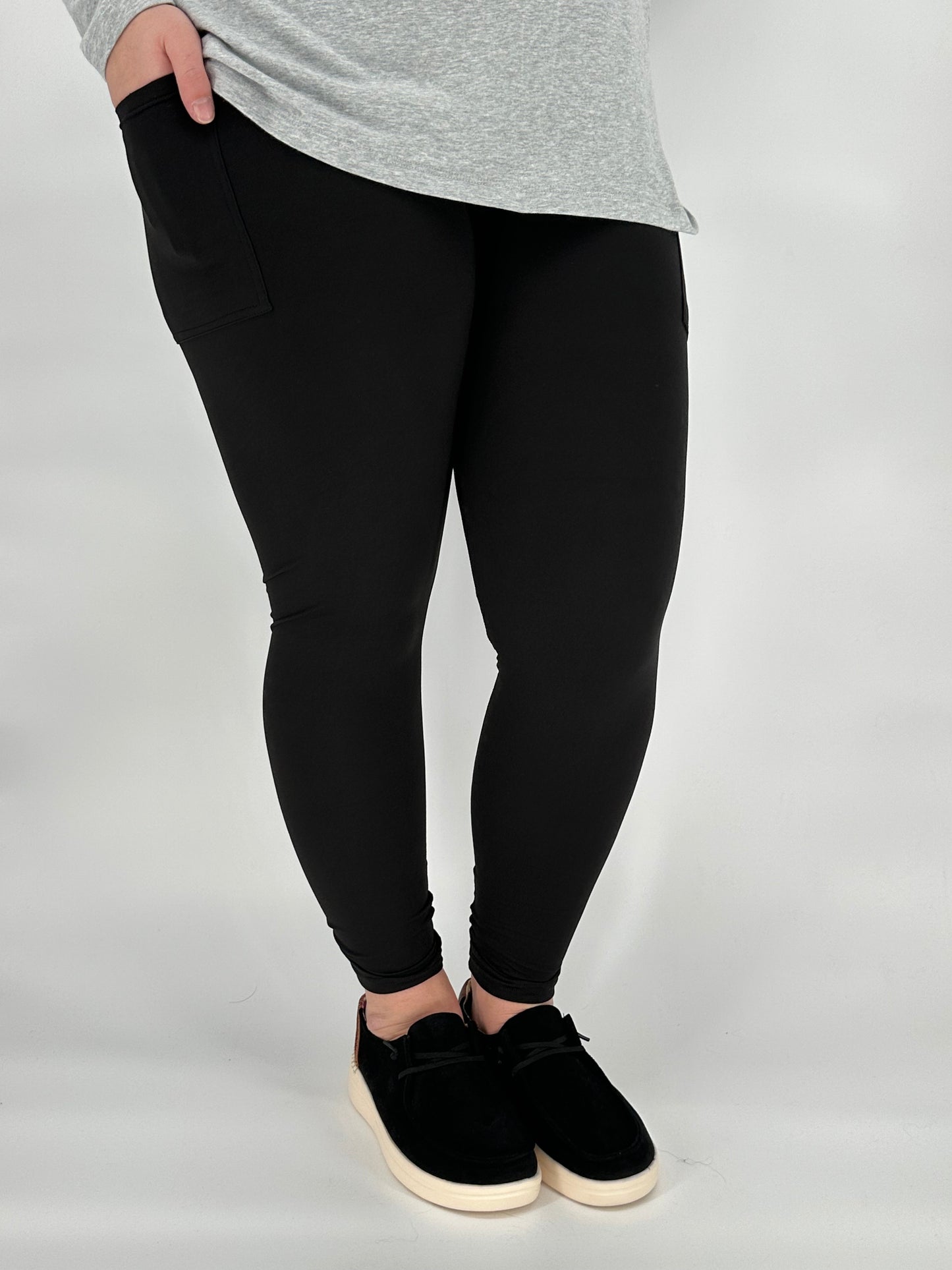 Black Leggings w/ Pockets * ETA 5/12