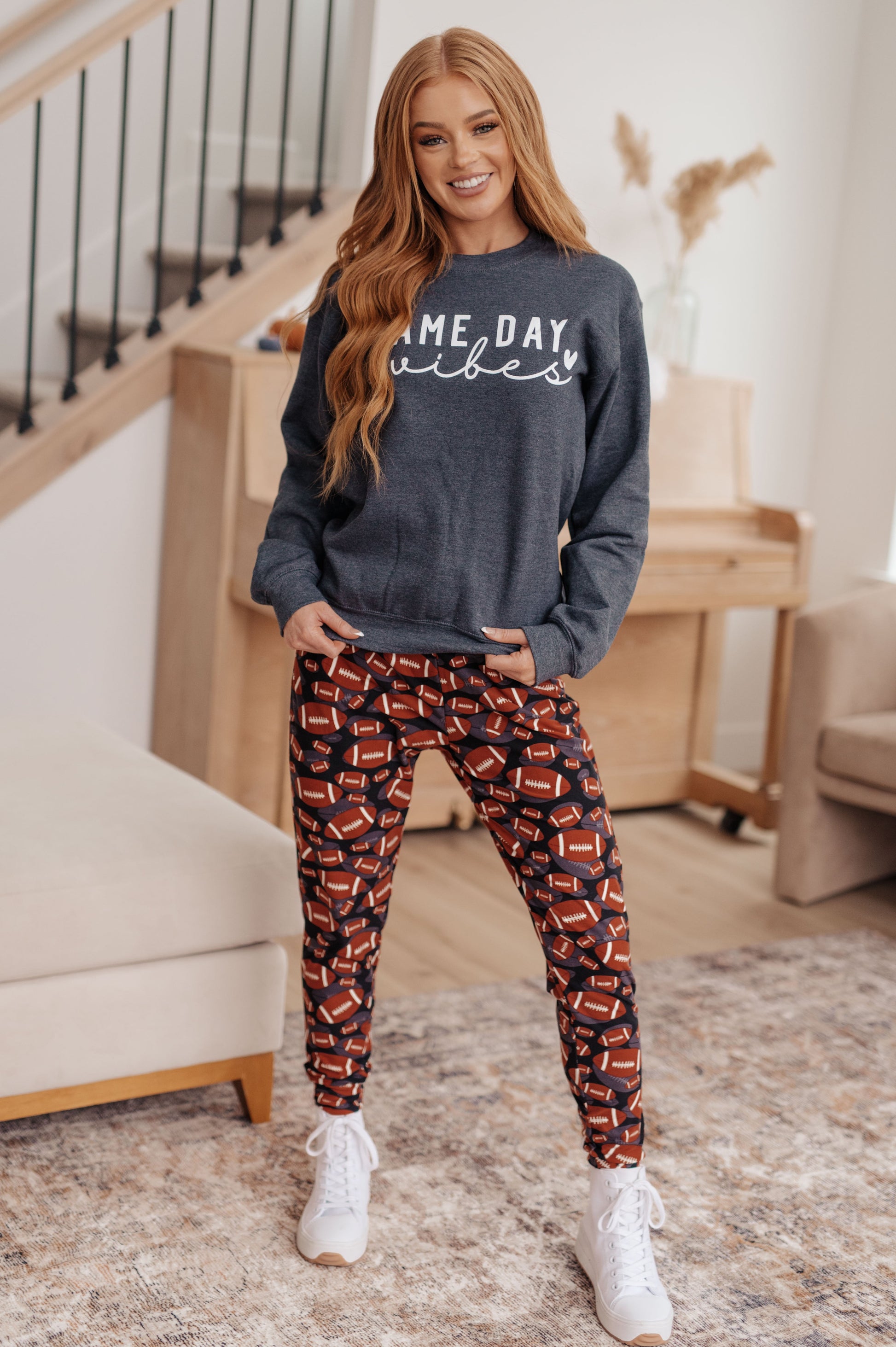 Game Day Vibes Pullover - Three Bears Boutique