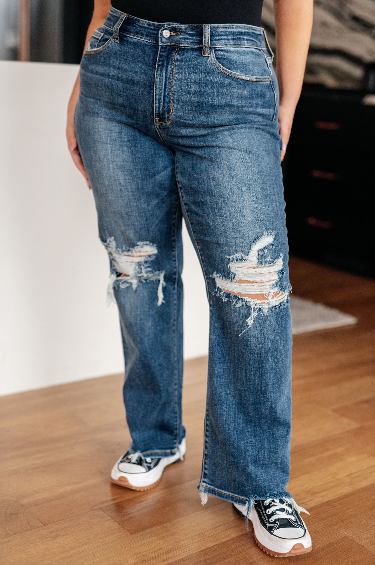 Rose High Rise 90's Straight Jeans in Dark Wash - Three Bears Boutique